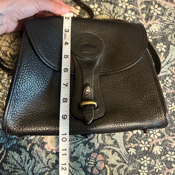 Vintage Dooney & Bourke crossbody - Picture 9 of 10